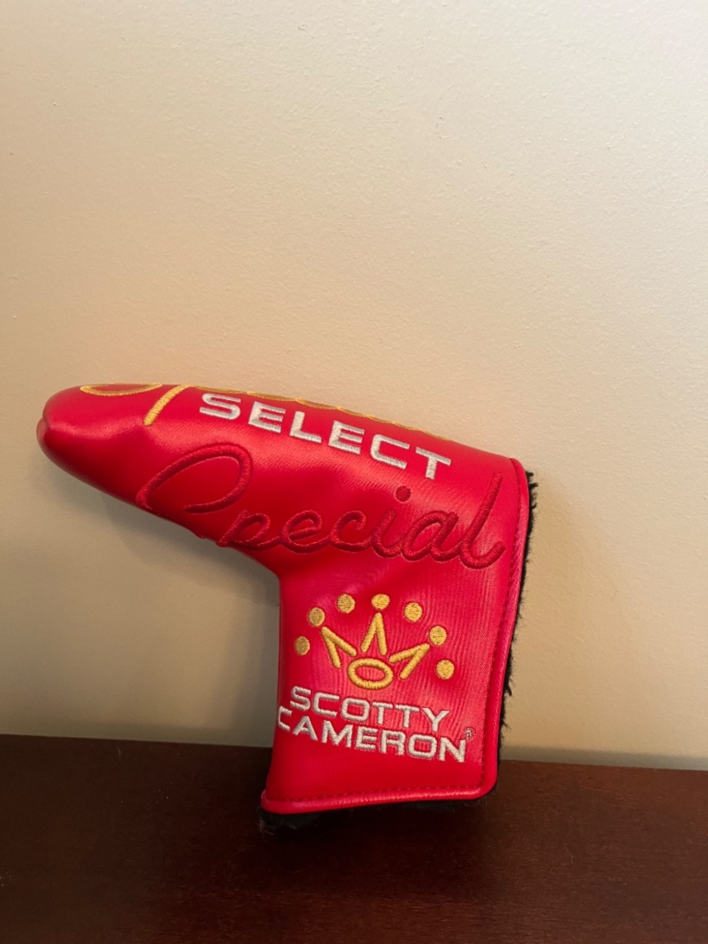 Authentic Scotty Cameron Select Newport blade putter headcover by Titleist